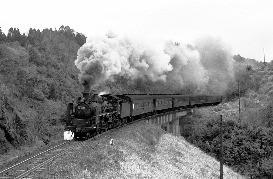 C57 Nippou Line 1969-1973 Bild 05